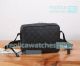 Copy L--V M30233 Outdoor Messenger Bag (3)_th.jpg